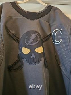 2025 Tampa Bay Lightning Gasparilla Hockey Jersey Victor Hedman Size 50