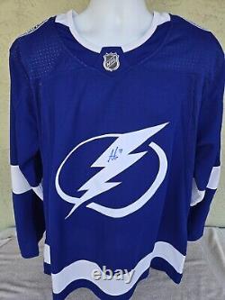 Adidas NHL Tampa Bay Lightning Jersey Size 54 Autographed Anthony Cirelli #71