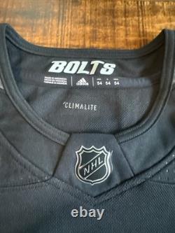Adidas NHL Tampa Bay Lightning Size 54 NWT Authentic Alternate Jersey DW4834