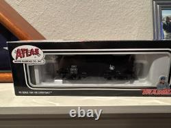 Atlas Trainman 18885 Jersey Central #10301 HO Scale RTR 2 Bay Offset Hopper