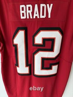 Brady (12) Tampa Bay Buccaneers Red Nike NFL Limited Captain Jersey BNWT Sz L