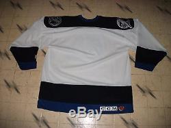 Brand New Without Tags Vintage Tampa Bay Lightning Hockey Jersey CCM Mens Lrg 48