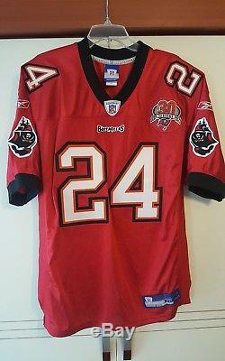 Cadillac Williams 2005 Tampa Bay Buccaneers Authentic Auto'd Jersey Size 48 UDA