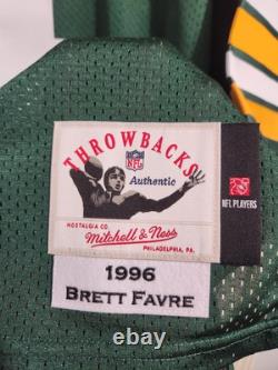 Green Bay Packers BRETT FAVRE #4 Mitchell & Ness 1996 Authentic Jersey size 56