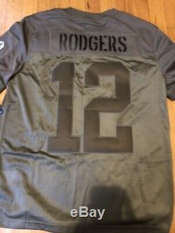 Men's AARON RODGERS Green Bay Packers Salute to Service Military Nike Jersey Med