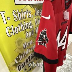 Men's Tampa Bay Buccaneers Chris Godwin Nike Red Game Jersey Size Medium