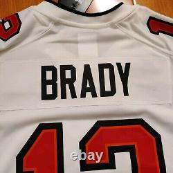 Mens Nike Tom Brady Tampa Bay Buccaneers White On-Field NFL Game Jersey sz. L NWT