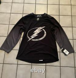 NEW Adidas Tampa Bay Lightning Authentic BLACK ALTERNATE JERSEY MENS 46 SMALL S