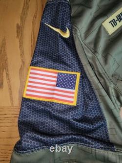 NEW Men's Tom Brady Tampa Bay Bucs Nike 2021 Salute To Service Limited Jersey L