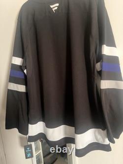 NEW SOLD OUT Tampa Bay Lightning Fanatics Premium Hockey Jersey Black