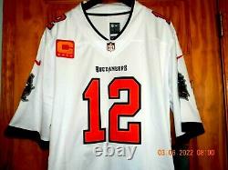NEW WITH TAGS TOM BRADY TAMPA BAY BUCS White Football Jersey, Size LARGE