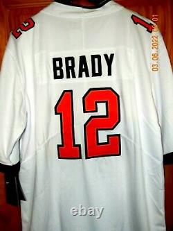 NEW WITH TAGS TOM BRADY TAMPA BAY BUCS White Football Jersey, Size LARGE