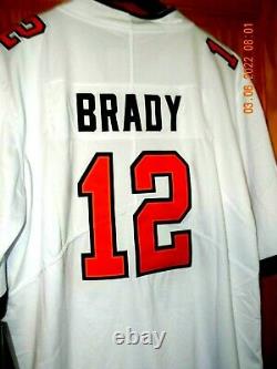 NEW WITH TAGS TOM BRADY TAMPA BAY BUCS White Football Jersey, Size LARGE