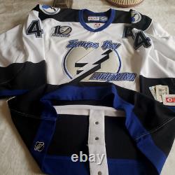 NO TARRIFS! Authentic Tampa Bay Lightning 01/02 Vincent Lecavalier Pro Jersey 48