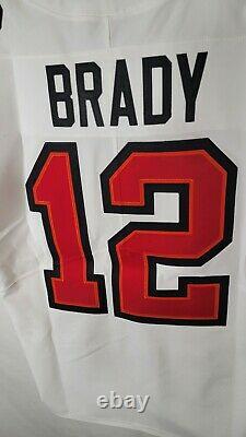 NWT Men's Tom Brady Tampa Bay Buccaneers Nike Elite NFL Jersey (44/Med)