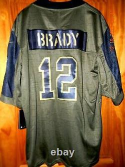 NWT TAMPA BAY BUCS TOM BRADY GREEN 2021 SALUTE OF SERVICE Jersey, SIZE LARGE