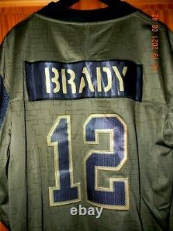 NWT TAMPA BAY BUCS TOM BRADY GREEN 2021 SALUTE OF SERVICE Jersey, SIZE LARGE