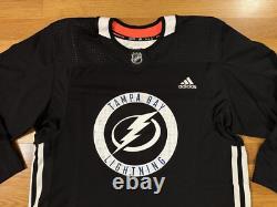 New 54 Adidas Tampa Bay Lightning Team Issue Practice Jersey Men Made In Canada