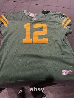 Nike Mens Green Bay Packers Aaron Rodgers #12 Football-NFL Jersey Size 60