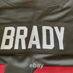 Nike Tampa Bay Buccaneers Tom Brady#12 Red Limited Jersey Mens Nwt Size L