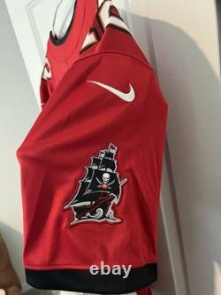 Nike Tampa Bay Buccaneers Tom Brady Limited Jersey Red Men's XL New With Tags