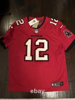 Nike Tampa Bay Buccaneers Tom Brady Vapor Untouchable Jersey Men's Size XL Red