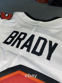 Nike Tom Brady White Tampa Bay Bucs Vapor Limited Jersey MEDIUM 100% AUTHENTIC