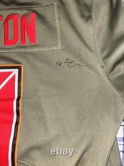 READ NWT Tampa Bay Support Military Buccaneers Jersey Men's Size Signed