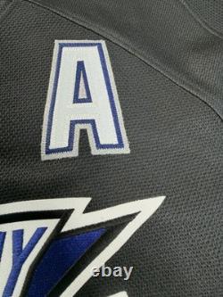 Reebok Tampa Bay Lightning Martin St. Louis #26 Black/Blue NHL Jersey XL