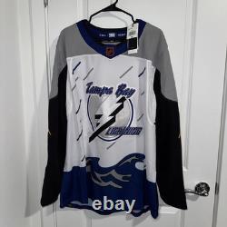 TAMPA BAY LIGHTNING Authentic ADIDAS Reverse Retro 2.0 Hockey Jersey Size 54 NWT