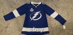 Tampa Bay Lightning Authentic Adidas Jersey Stanley Cup sz 44