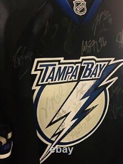 Tampa Bay Lightning NHL Team Signed Jersey Stamkos Lecavalier and others