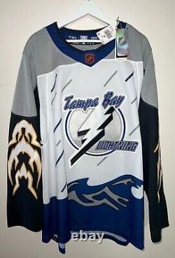 Tampa Bay Lightning Reverse Retro 2.0 Authentic ADIDAS NHL Hockey Jersey