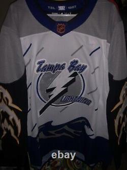 Tampa Bay Lightning Reverse Retro 2.0 jersey (56)