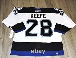 Tampa Bay Lightning Sheldon Keefe Signed 2002 CCM Pro White jersey size 56 NEW