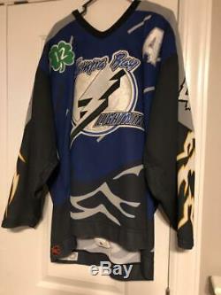 TAMPA BAY LIGHTNING AUTHENTIC BLACKOUT ALTERNATE ADIDAS JERSEY Size 52  Large for sale online