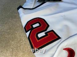 Tom Brady Tampa Bay Buccaneers Elite AUTHENTIC White Jersey Super Bowl Size 52