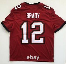 Tom Brady Tampa Bay Buccaneers Nike Limited Vapor Untouchable Red Jersey Medium