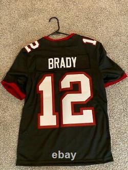 Tom Brady Tampa Bay Buccaneers Pewter Vapor LIMITED AUTHENTIC Jersey S Small New
