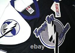Vtg-nos-men-nwt-sm Brayden Point Tampa Bay Lightning CCM NHL Hockey Jersey